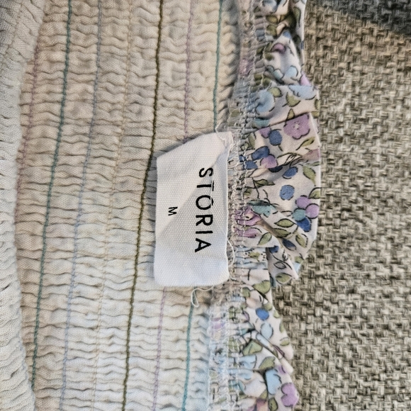 STORIA Floral Multicolor Smocked Bodycon Tie Strap Dress Size MEDIUM Ruffle Hem - Picture 7 of 13